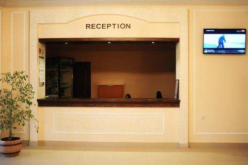Кобрин: Bona Hotel