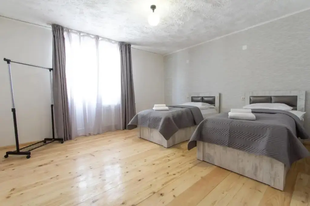 Местиа: Beso Guledani Guesthouse