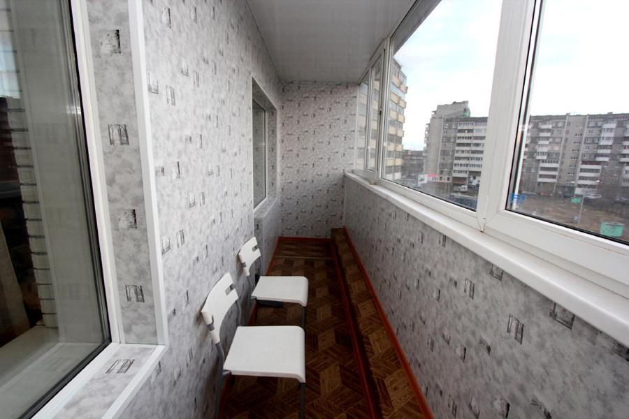 Екатеринбург: Apartment on st. Samotsvetnyy Bul'var