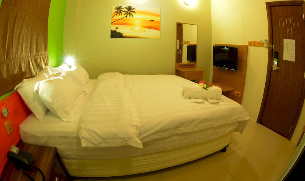 Северный атолл Мале: SeaHouse Maldives TopDeck Hotel