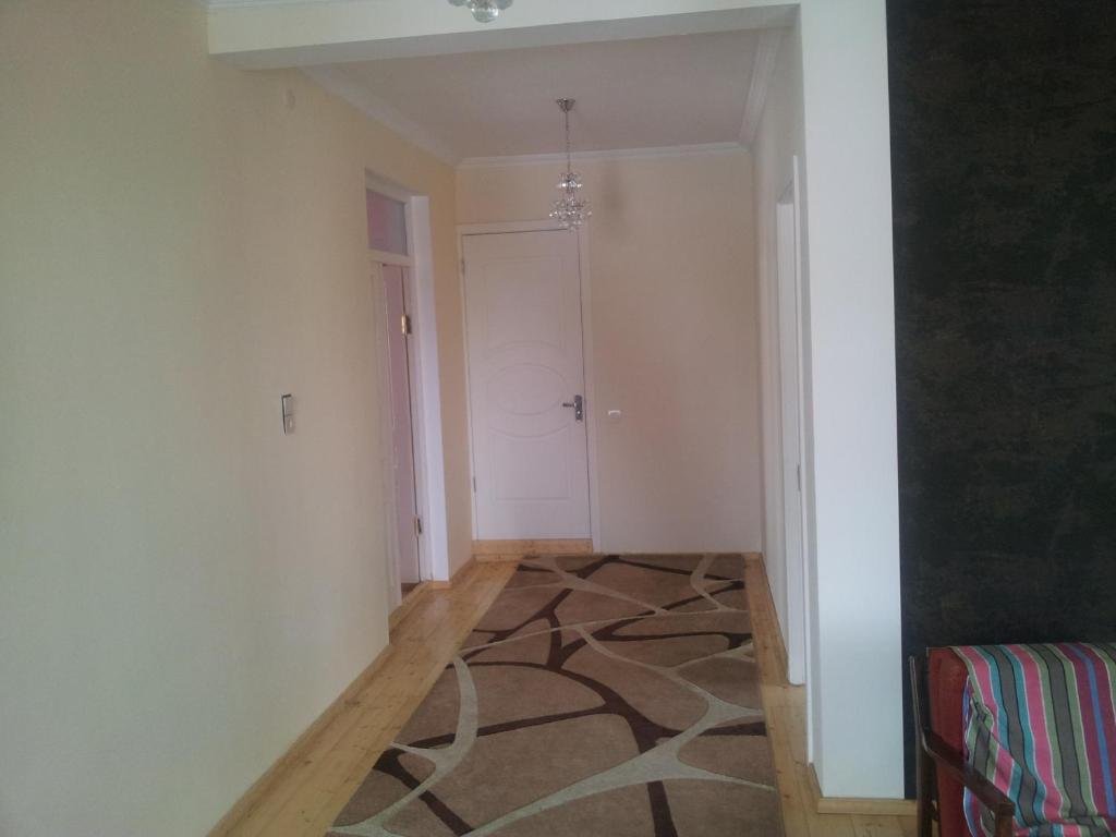 Степанцминда: Red Stone Guest House