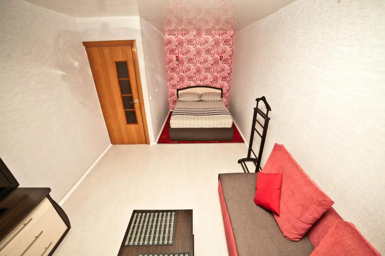 Екатеринбург: Apartment Alexandria on Pirogova 4