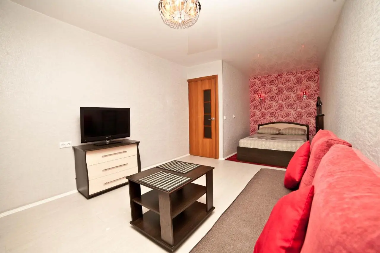 Екатеринбург: Apartment Alexandria on Pirogova 4