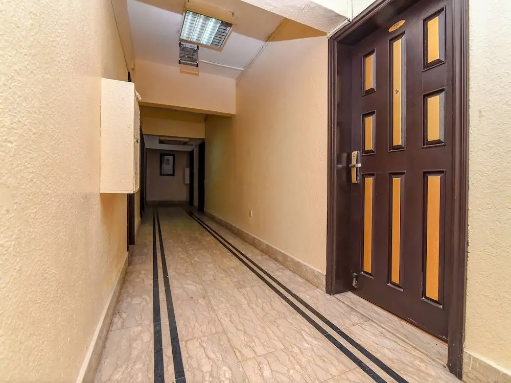Дубай: Blue Diamond Hotel