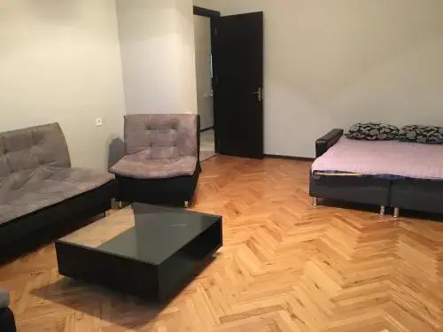 Тбилиси: Nana Appartment