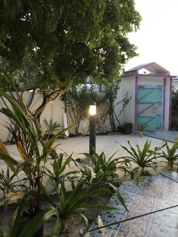 Фуладу: Гостевой дом Azoush Tourist 