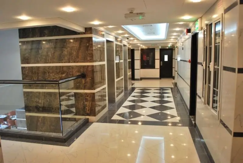 Дубай: London Crown Hotel