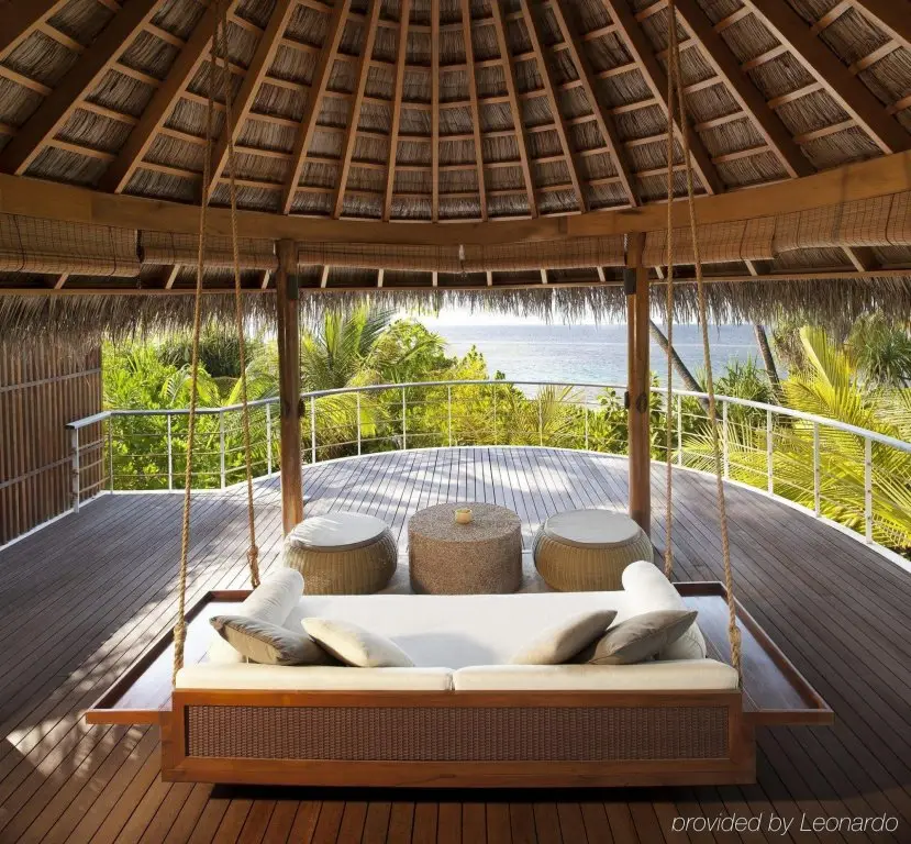 Остров Фесду: W Maldives