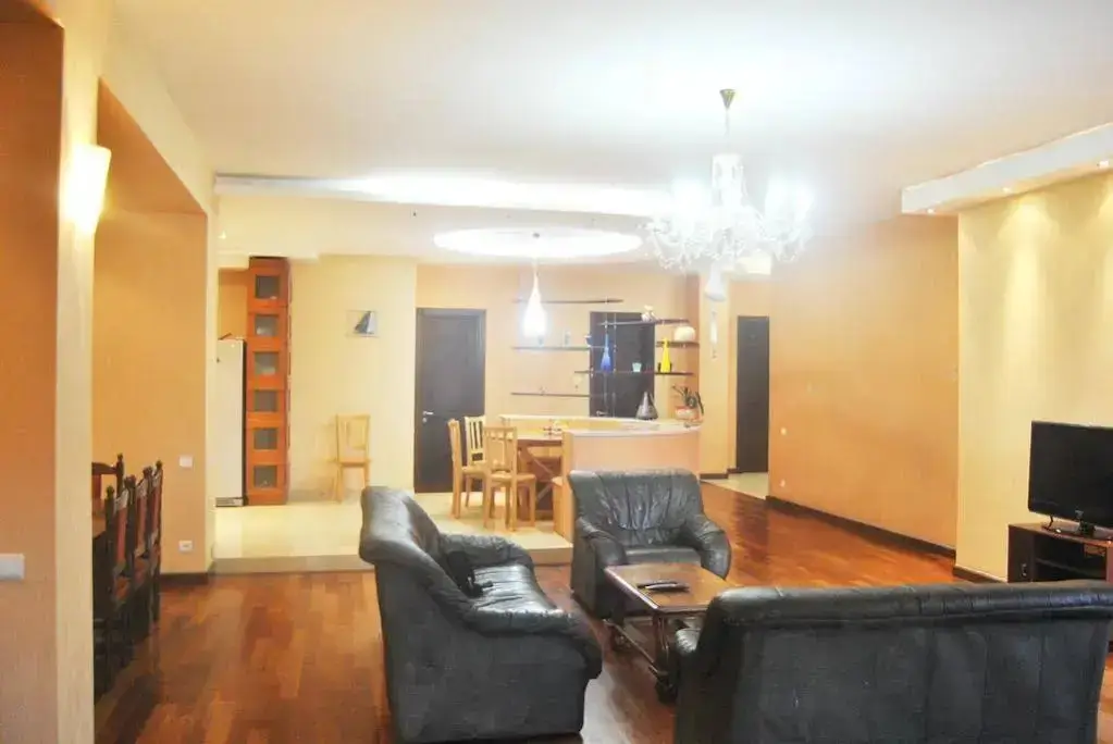 Тбилиси: City Core Apartments