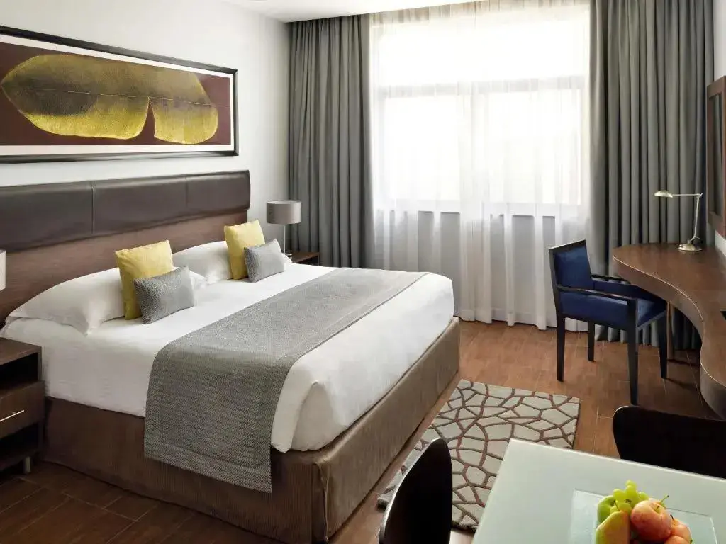 Дубай: Movenpick Hotel Apartments Al Mamzar Dubai
