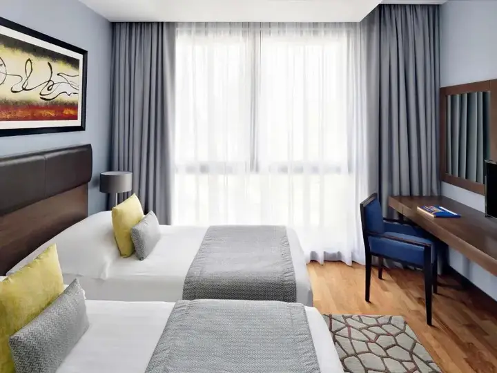 Дубай: Movenpick Hotel Apartments Al Mamzar Dubai