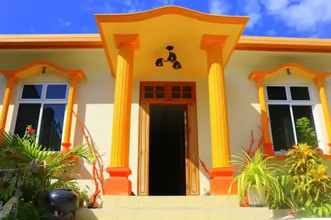 Ras Beach Inn — фото 1