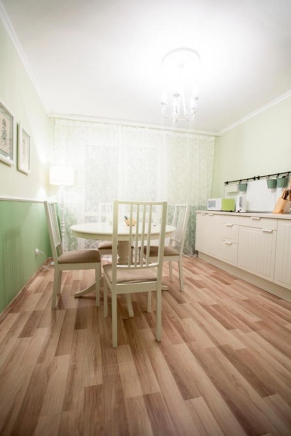Екатеринбург: EtazhiDaily at Soyuznaya