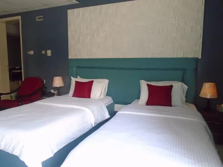 Дубай: Sky Hotel Apartments