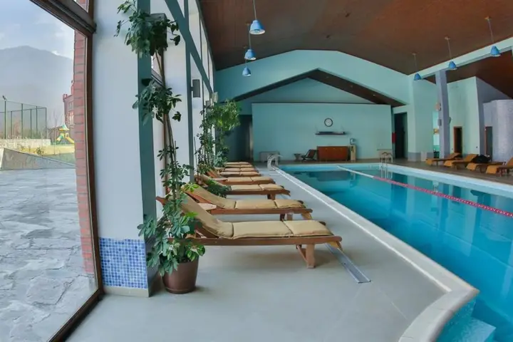 Гах: El Resort Hotel