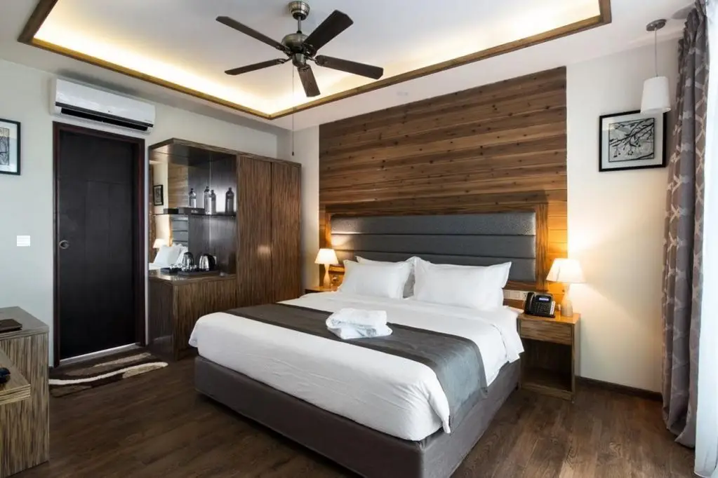 Северный атолл Мале: Pearl Sands of Maldives