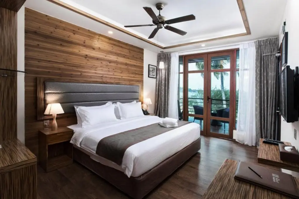 Северный атолл Мале: Pearl Sands of Maldives