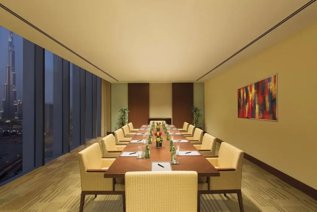 Дубай: Anantara Downtown Dubai Hotel