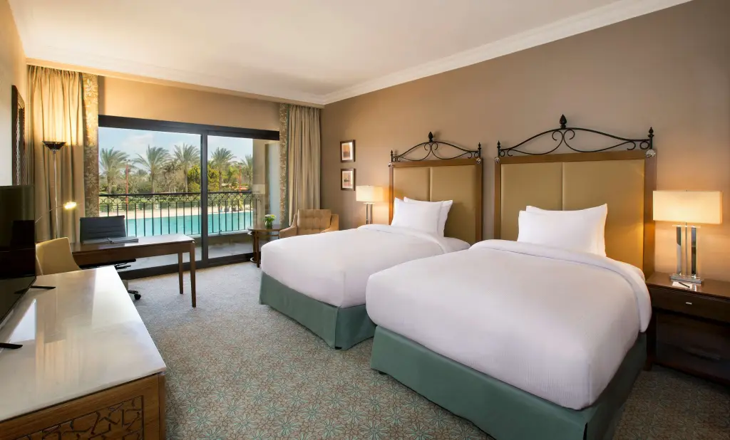 Борг-эль-Араб: Hilton Alexandria King's Ranch