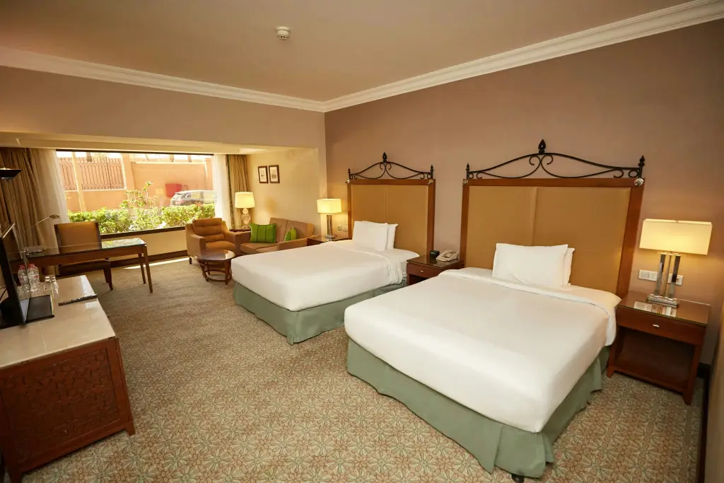Борг-эль-Араб: Hilton Alexandria King's Ranch