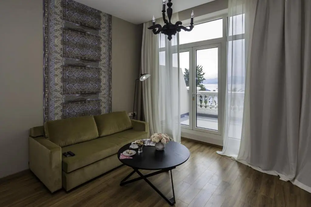 Батуми: Отель Le Port Boutique Apart Hotel (by Travel Agency)