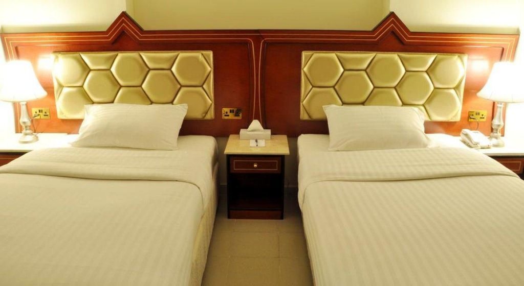 Дубай: Saffron Hotel