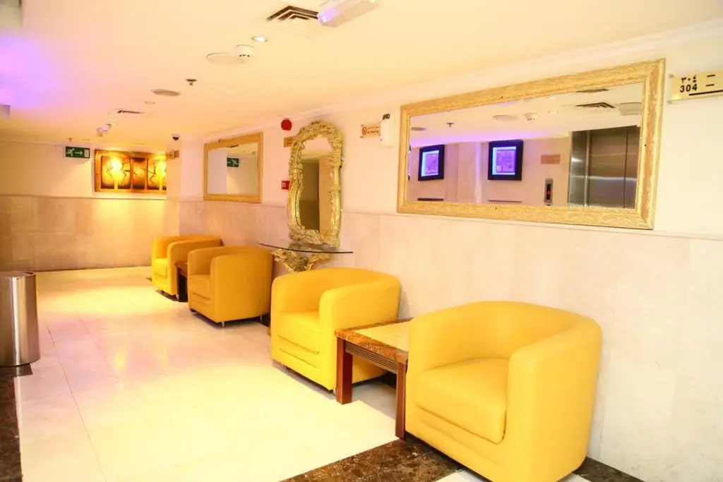 Дубай: Saffron Hotel