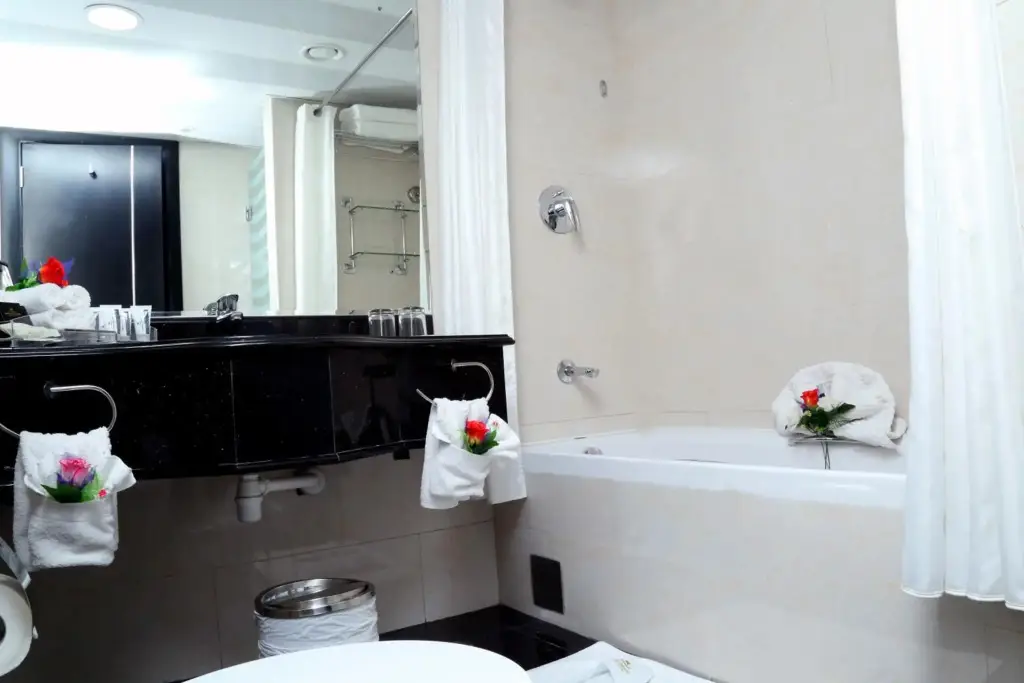 Шарджа: Royal Grand Suite Hotel