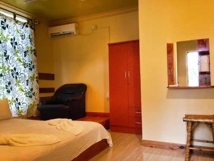 Южный Мале Атол: Maafushi Inn