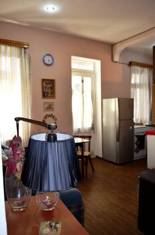 Тбилиси: Georgeos Place