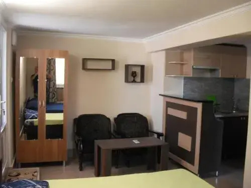 Батуми: Homelike Inn
