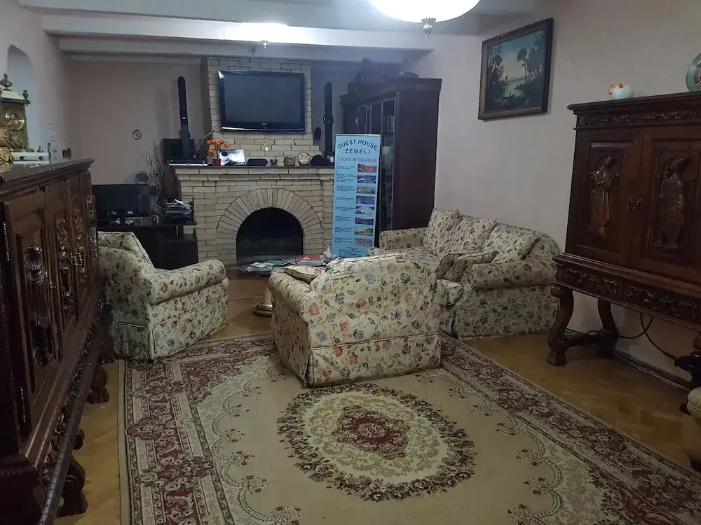 Тбилиси: Guest House Zemeli