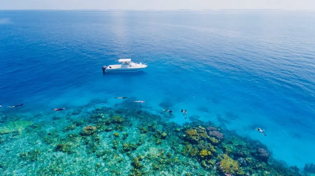 Атолл Лааму: Отель Reveries Maldives