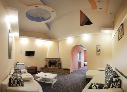 Барановичи: Venin Hotel