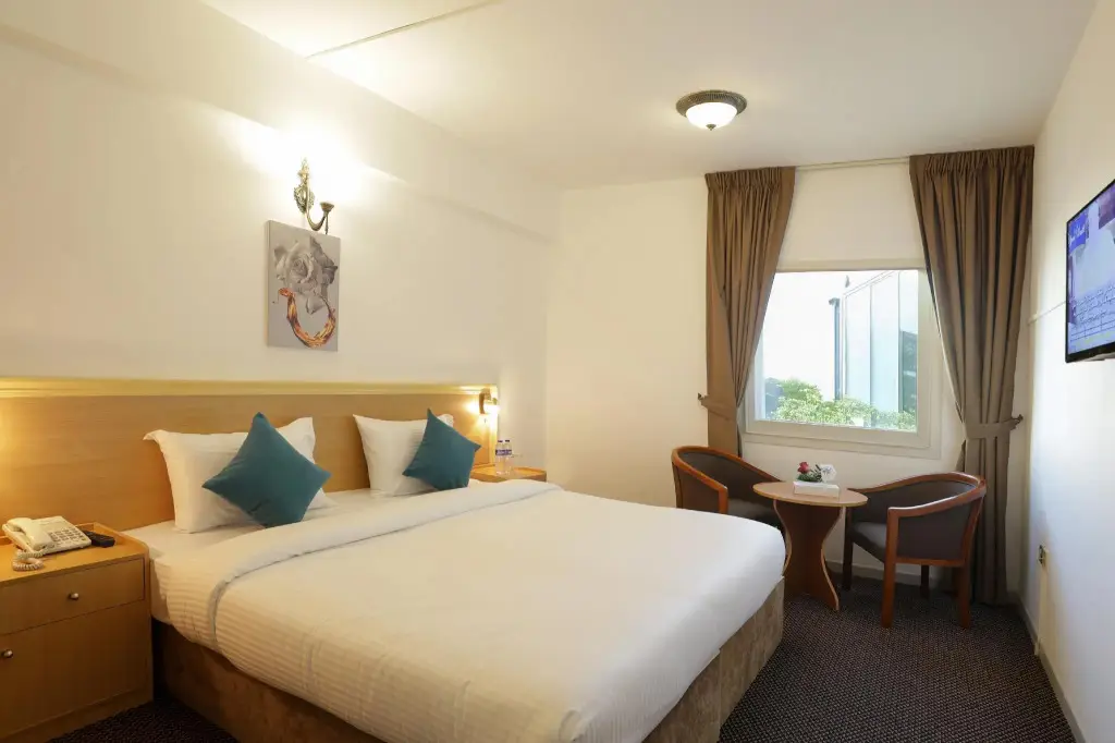 Дубай: Dallas Hotel
