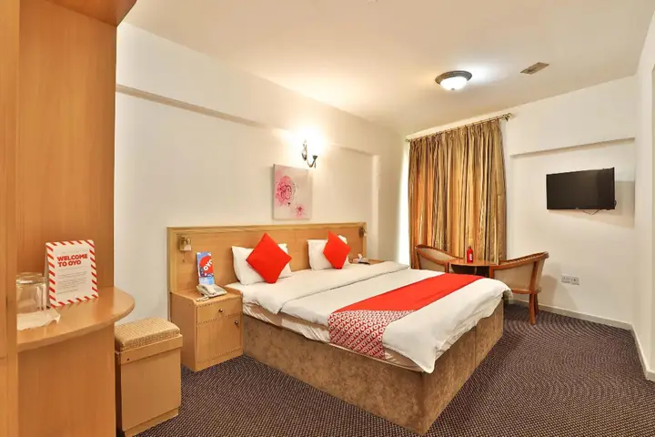 Дубай: Dallas Hotel