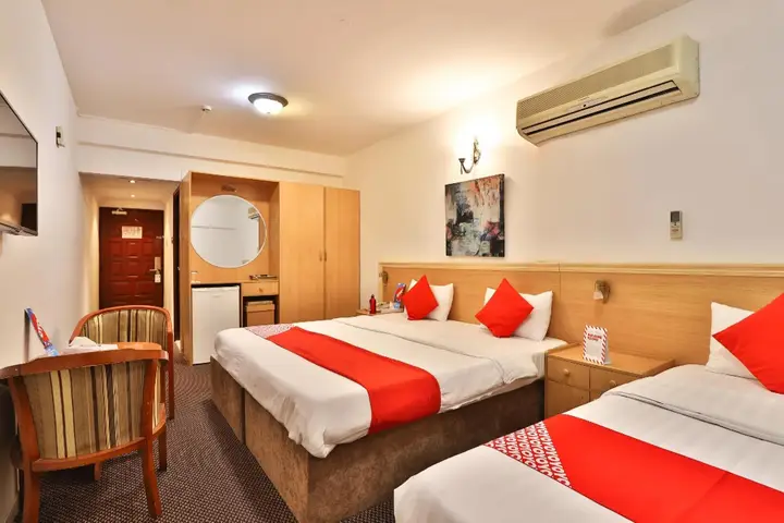 Дубай: Dallas Hotel