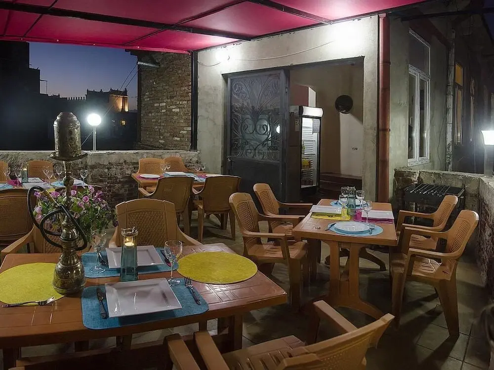 Тбилиси: TiflisLux Boutique Hostel