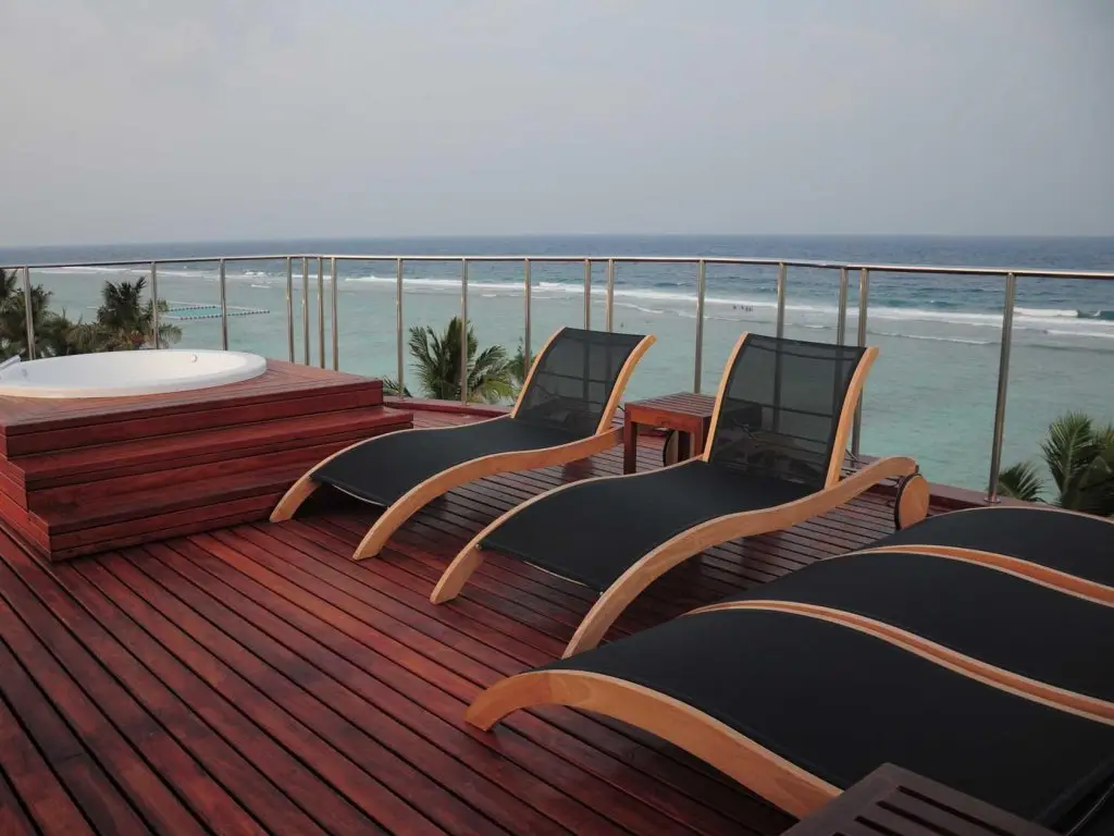 Airport Beach Hotel — фото 1