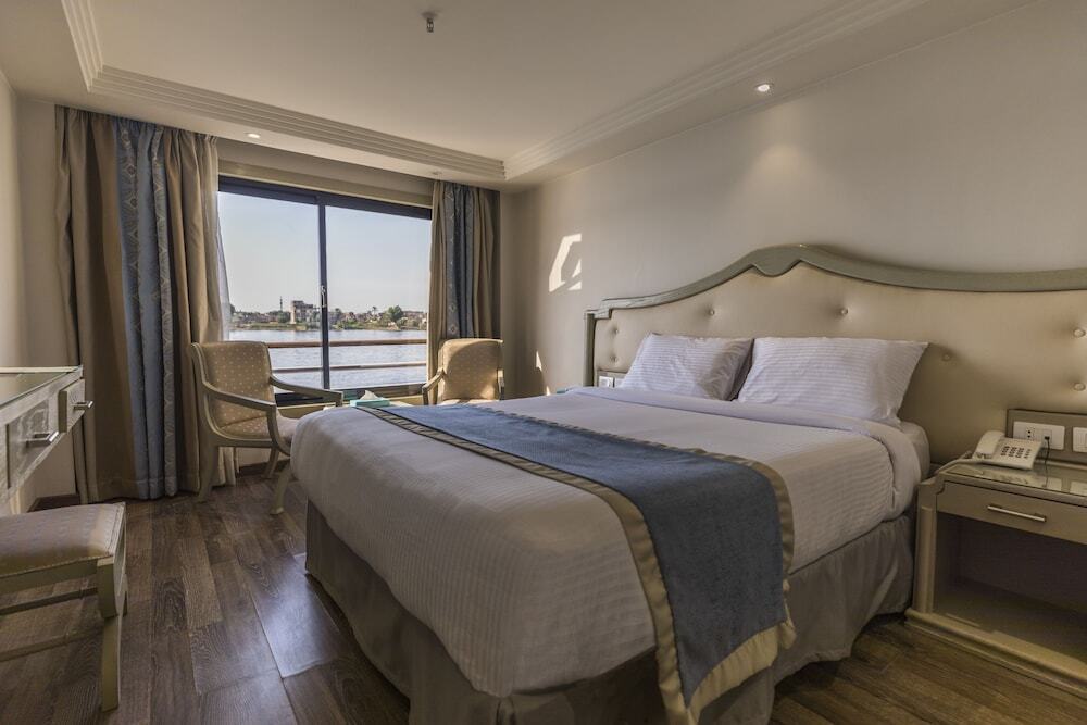 Луксор: SUNRISE Semiramis I Cruise