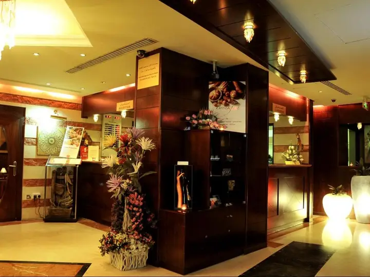 Дубай: Al Khaleej Hotel