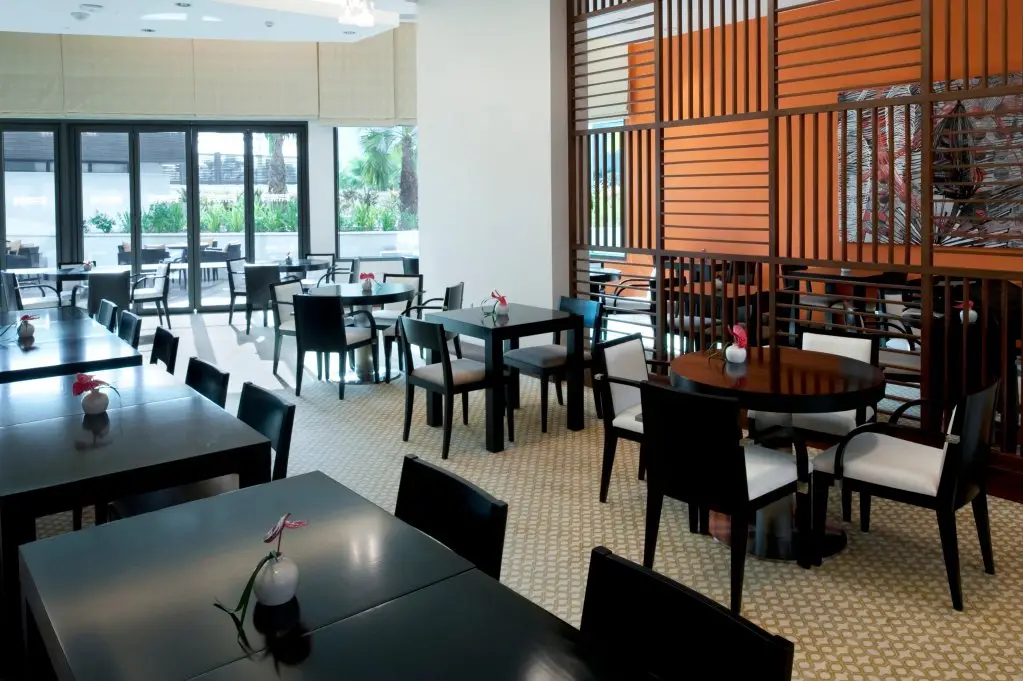 Абу-Даби: Отель Staybridge Suites Abu Dhabi Yas Island by IHG