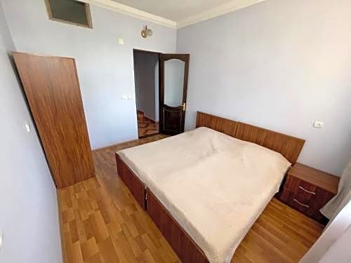 Батуми: Oto Hotel