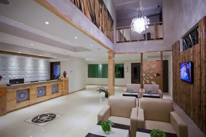 Маафуши (Атолл Каафу): Kaani Beach Hotel
