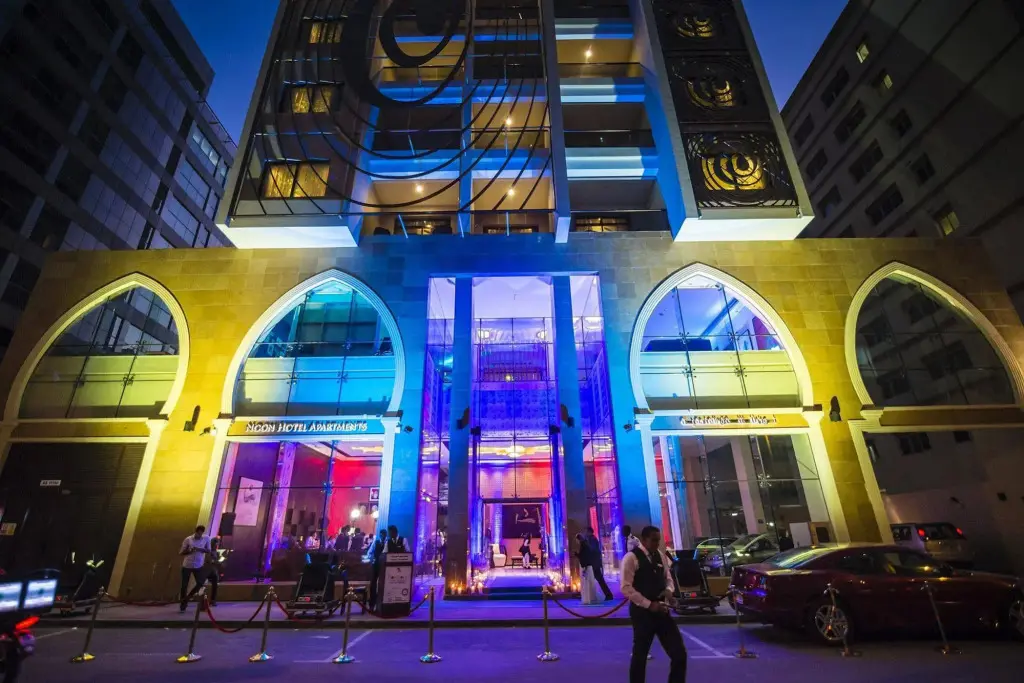 Дубай: Noon Hotel Apartments