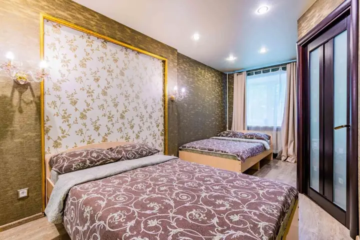 Екатеринбург: Апартаменты DreamHouse Короленко 10