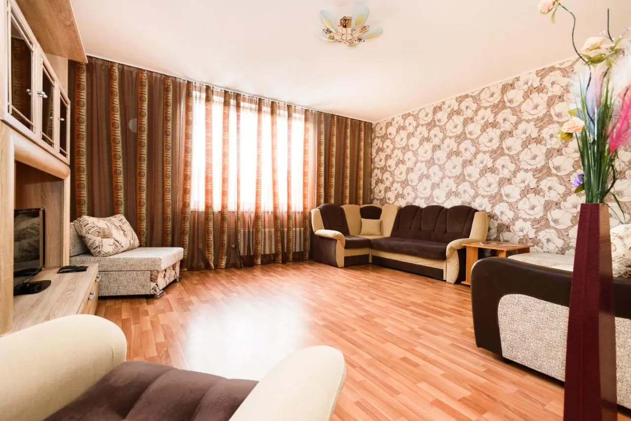 Екатеринбург: Apartments on Malysheva 4B City Center