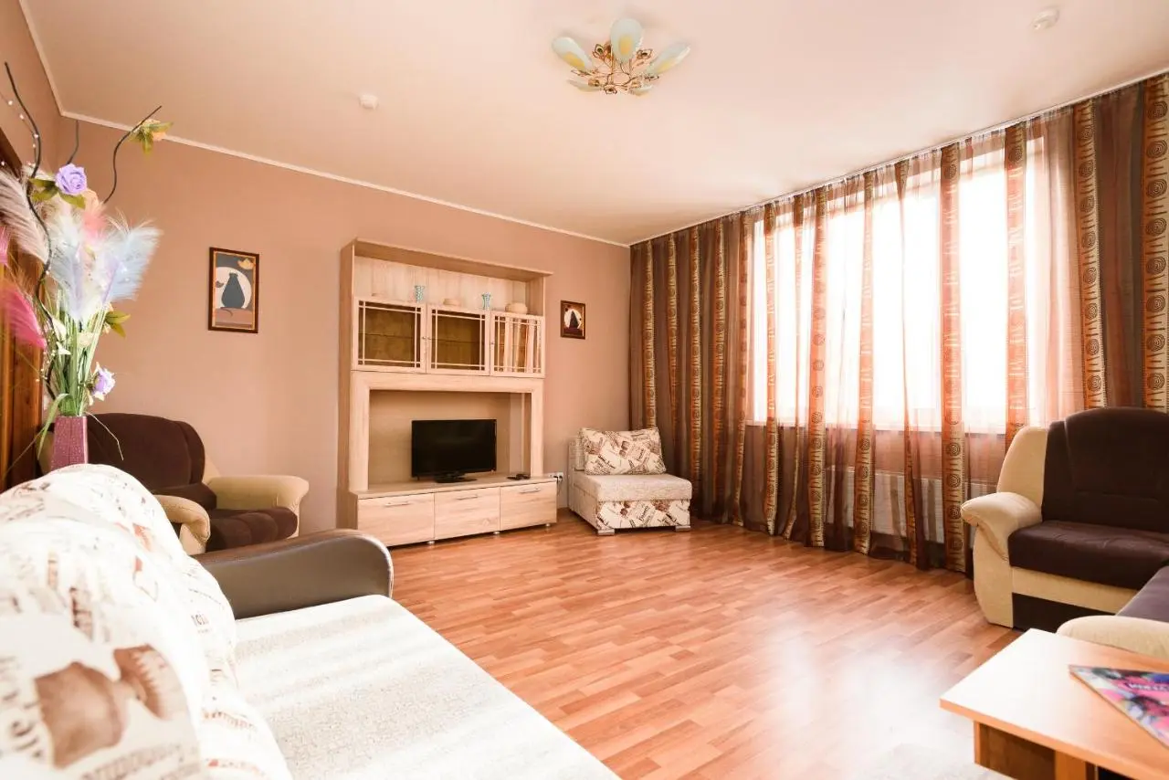 Екатеринбург: Apartments on Malysheva 4B City Center