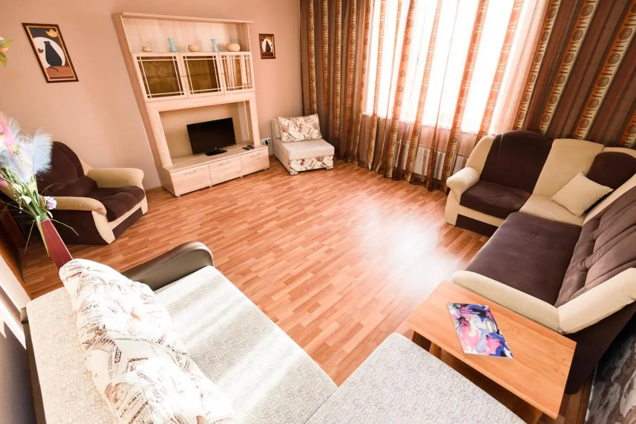 Екатеринбург: Apartments on Malysheva 4B City Center