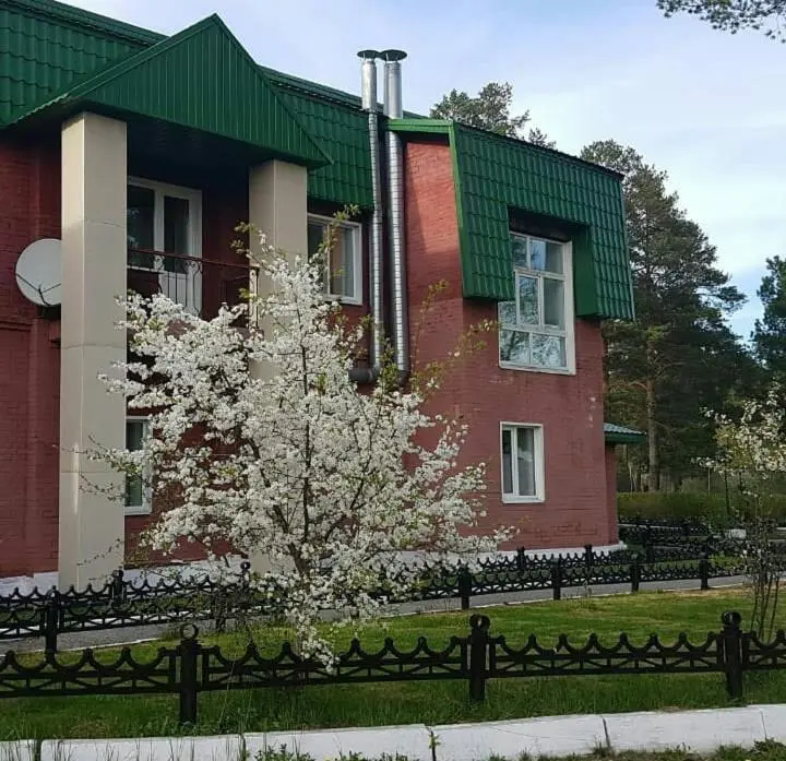 Verkhnyaya Salda: Lomovka Holiday Park